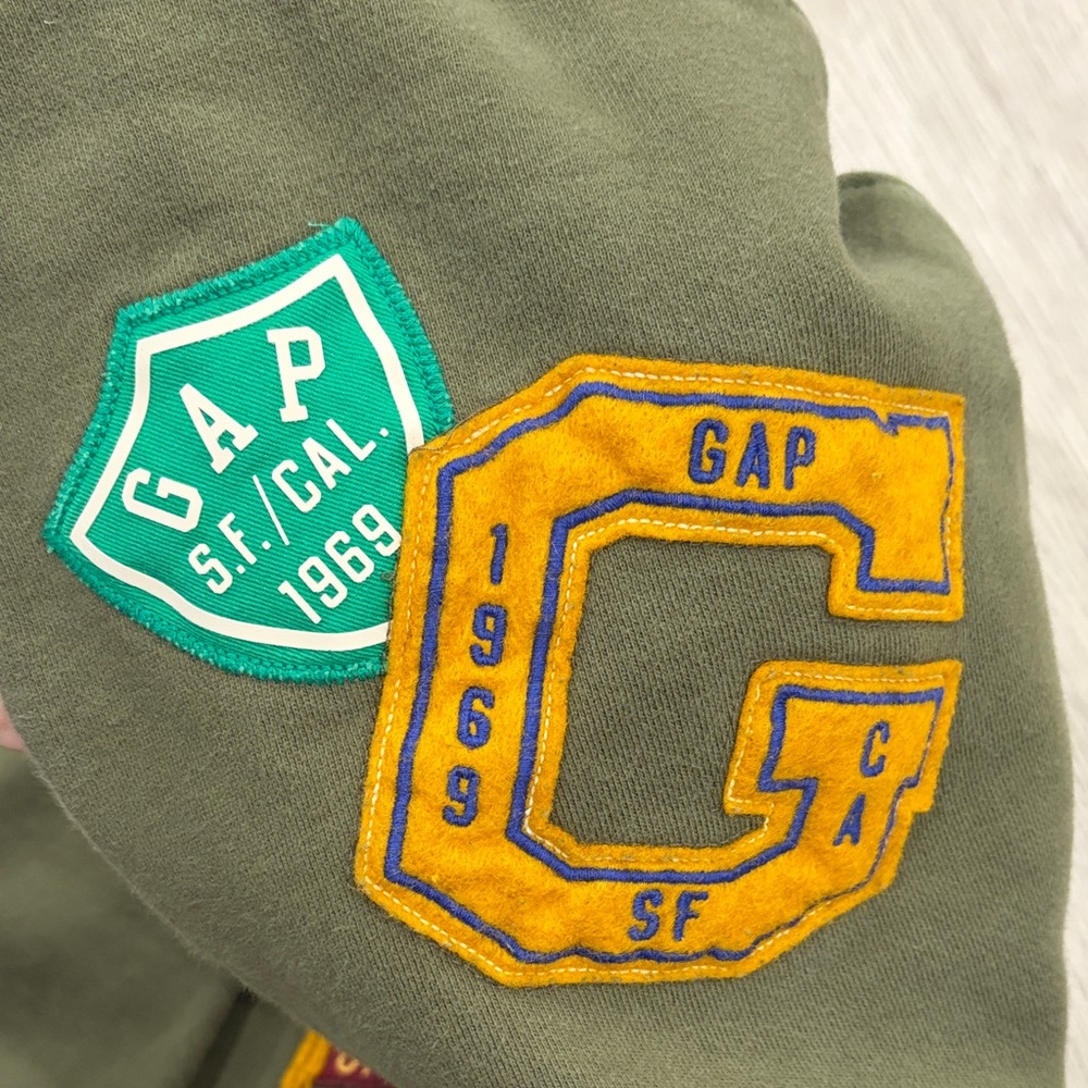 GAP Kids Olive Graphic Hoodie - Picture 3 of 4